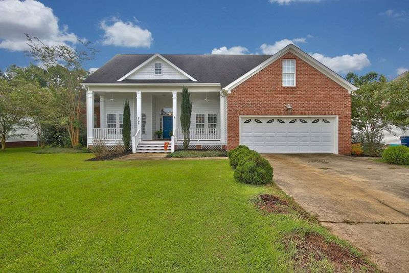 228 Bayhill Dr, Smithfield, NC 27577