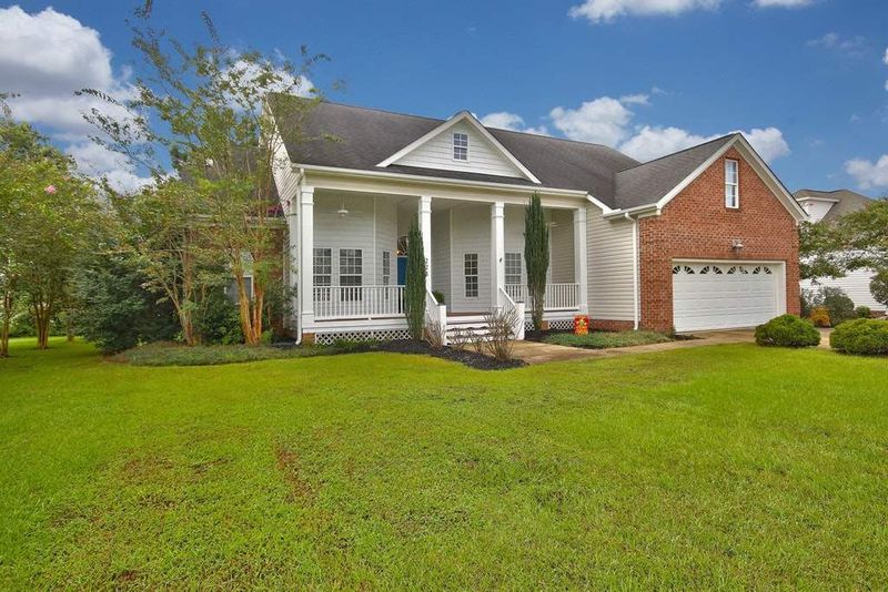 228 Bayhill Dr, Smithfield, NC 27577