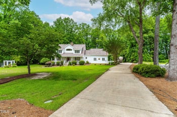 228 Birch Creek Dr, Fuquay Varina, NC 27526