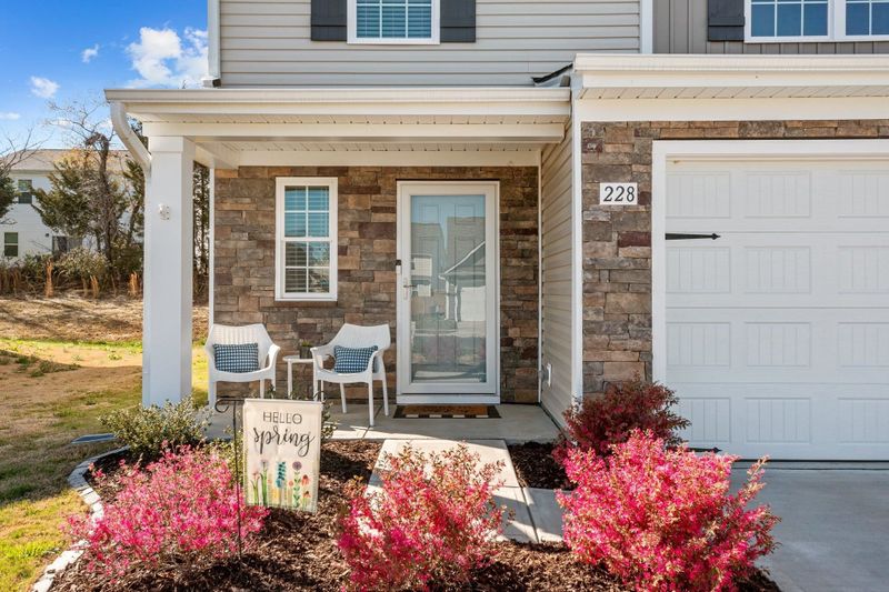 228 Brisk Dr, Zebulon, NC 27597