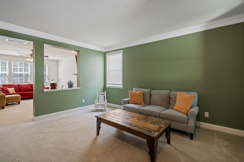 228 Darbytown Pl, Cary, NC 27513