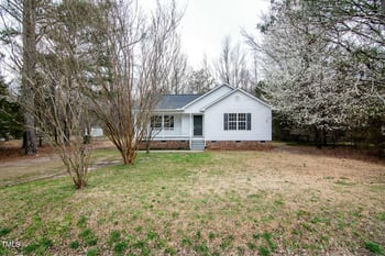 228 Duck Pond Ln, Clayton, NC 27520