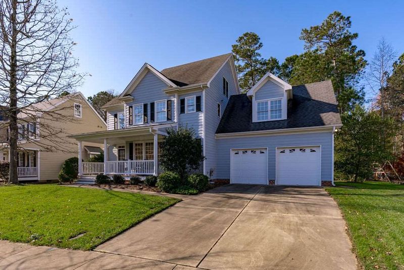228 Elmcrest Dr, Holly Springs, NC 27540