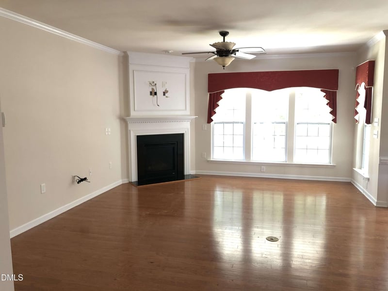 228 Elverson Pl, Cary, NC 27519