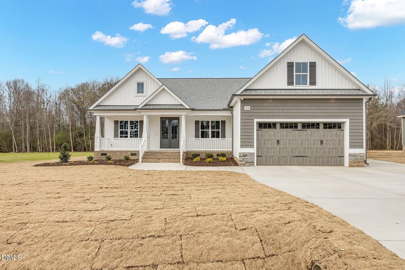 228 Freedom Rdg Dr, Smithfield, NC 27577