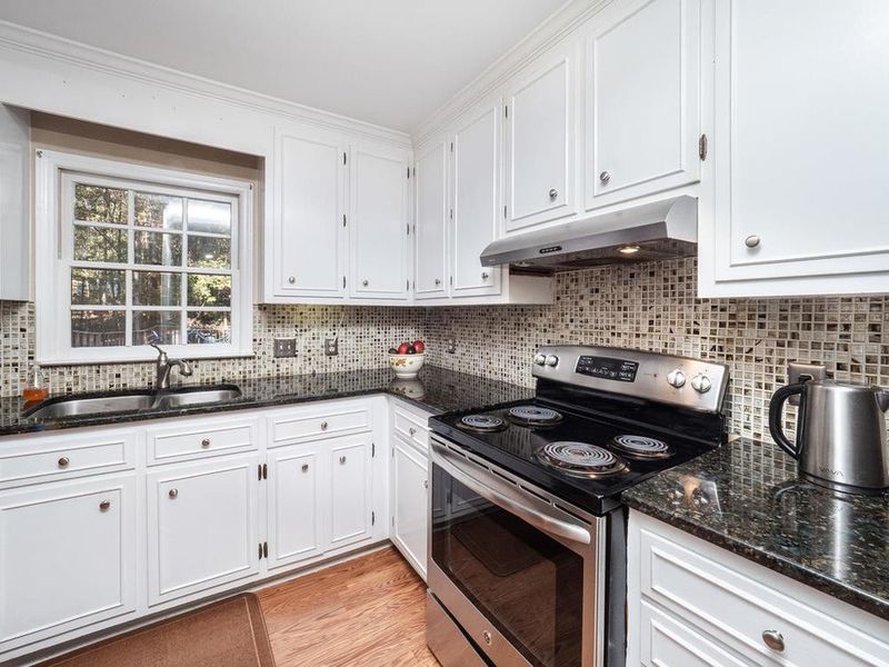228 Glen Eden Rd, Durham, NC 27713