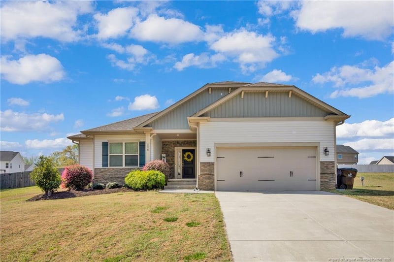 228 Glendale Cir, Sanford, NC 27332