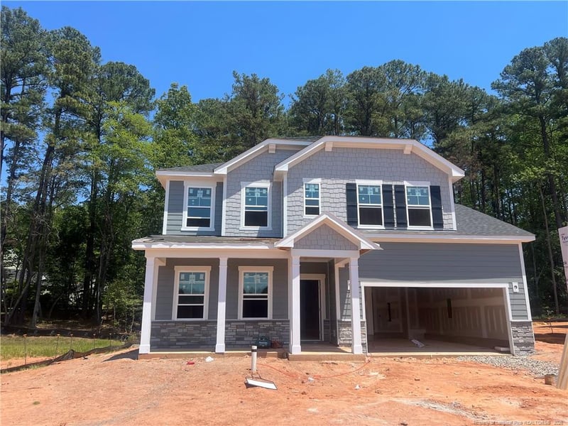 228 Hickory Grove Dr, Sanford, NC 27330