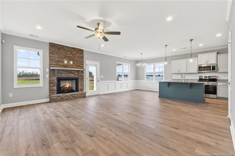 228 Hillwood Dr, Sanford, NC 27332