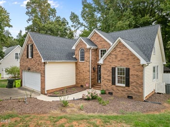 228 Holly Ridge Ln, Mebane, NC 27302