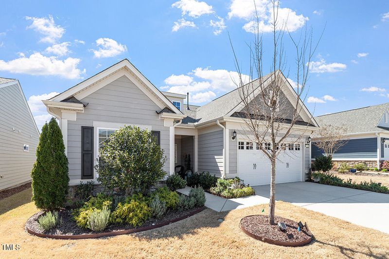 228 Kalmia Dr, Durham, NC 27703