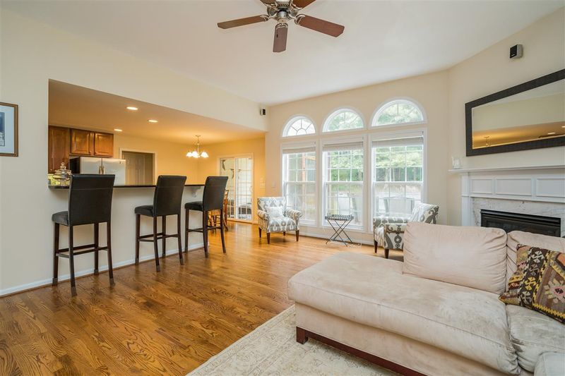 228 Mickleson Ridge Dr, Raleigh, NC 27603