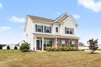 228 Monroe Fields Dr, Benson, NC 27504