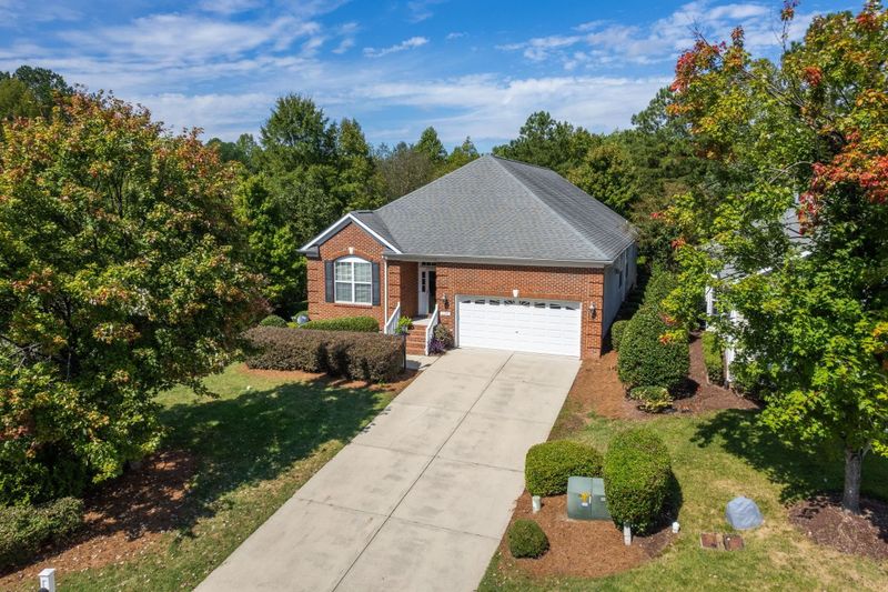 228 Muir Brook Pl, Cary, NC 27519