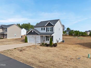 228 Olde Place Dr, Zebulon, NC 27597