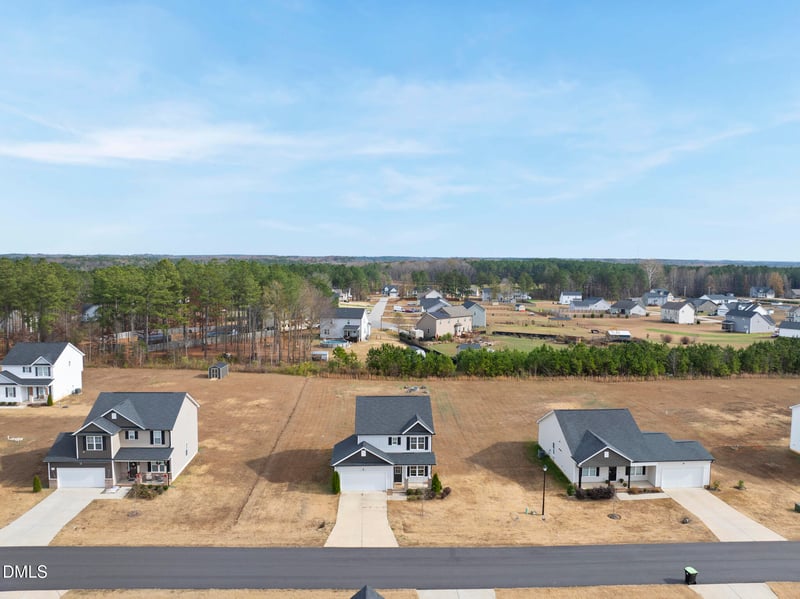 228 Olde Place Dr, Zebulon, NC 27597