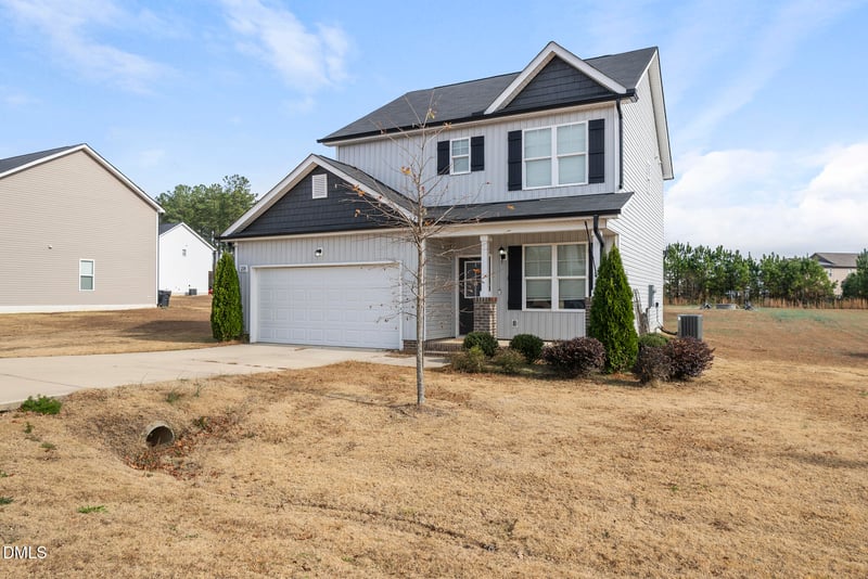 228 Olde Place Dr, Zebulon, NC 27597