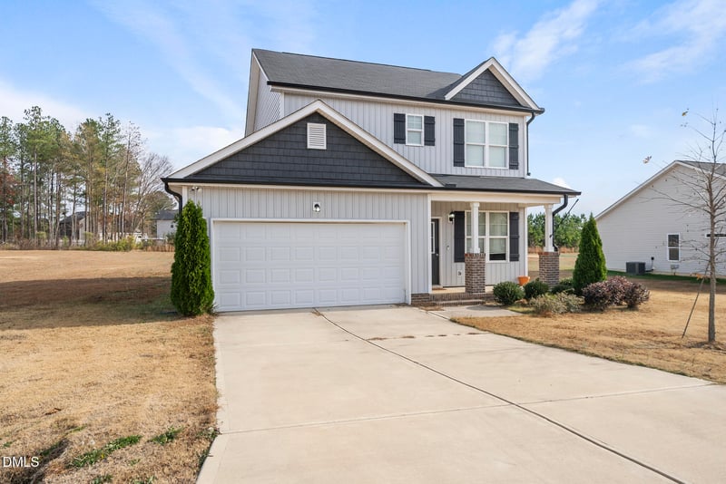 228 Olde Place Dr, Zebulon, NC 27597