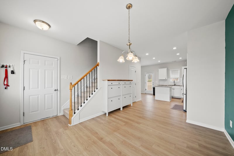 228 Olde Place Dr, Zebulon, NC 27597
