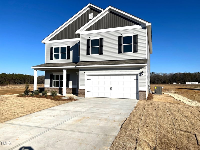 228 Olivia Crossing Ct #8, Four Oaks, NC 27524