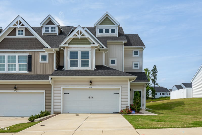 228 Shingle Oak Rd, Wake Forest, NC 27587