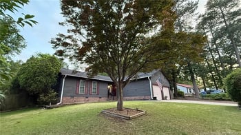 228 Timberlake Dr, Fayetteville, NC 28314