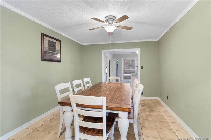 228 Timberlake Dr, Fayetteville, NC 28314