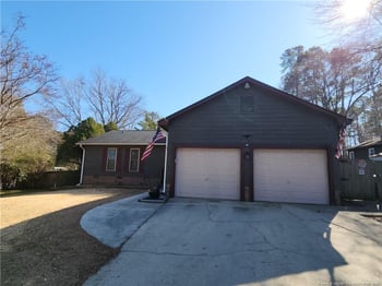 228 Timberlake Dr, Fayetteville, NC 28314