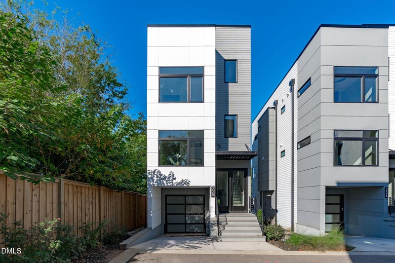 228 Woodsborough Pl, Raleigh, NC 27601