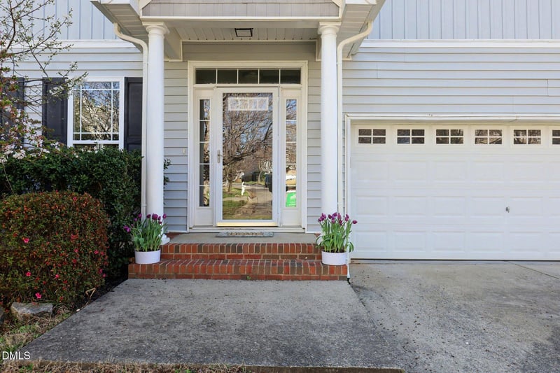 229 Autumn Glen Ln, Holly Springs, NC 27540