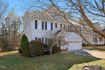 229 Autumn Glen Ln, Holly Springs, NC 27540