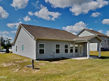 229 Barbour Farm Ln, Four Oaks, NC 27524