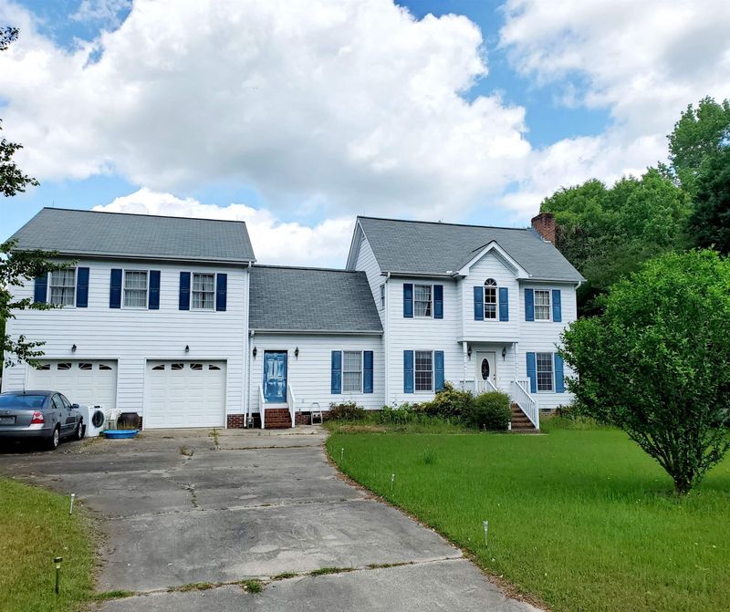 229 Bowling Farm Ct, Raleigh, NC 27603