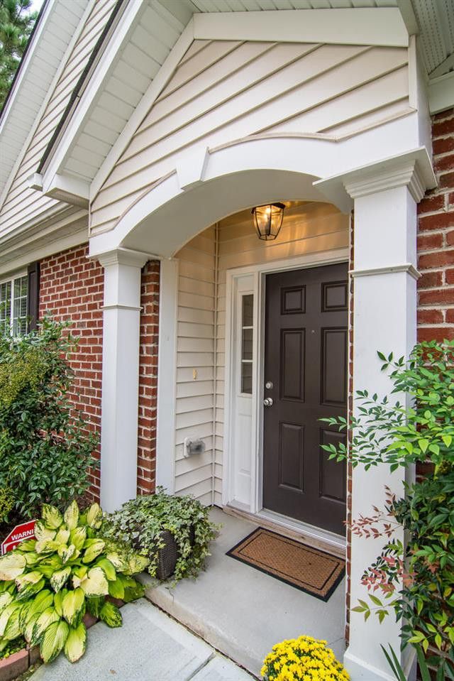 229 Churchview St, Cary, NC 27513