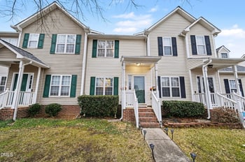 229 Commons Dr, Holly Springs, NC 27540