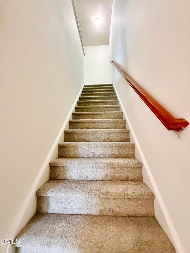 229 Dove Cottage Ln, Cary, NC 27519