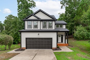 229 Hickory Glen Ln, Holly Springs, NC 27540