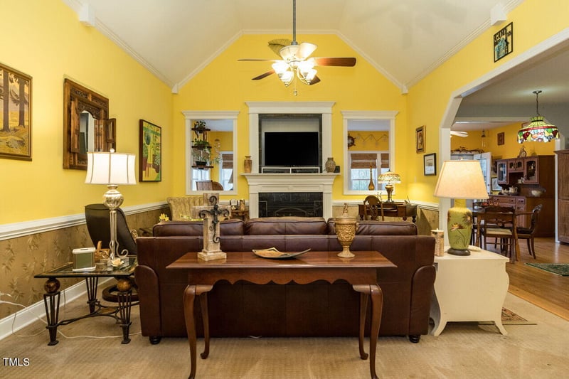 229 Hocutt Farm Dr, Clayton, NC 27527
