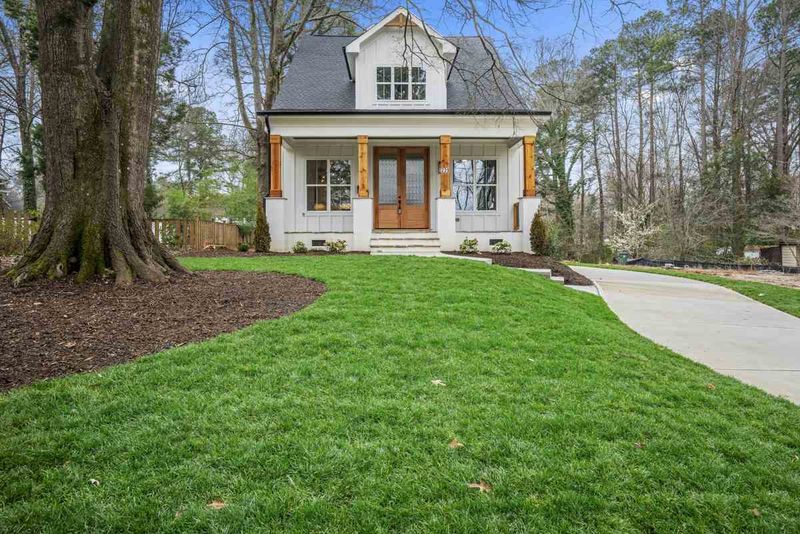 229 W Johnson St, Cary, NC 27511