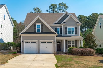 229 Logans Manor Dr, Holly Springs, NC 27540