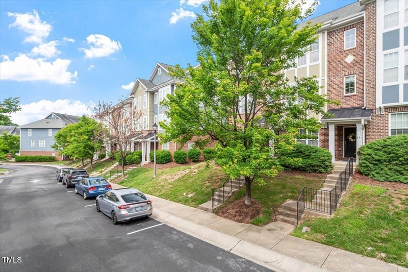 229 Michigan Ave, Cary, NC 27519