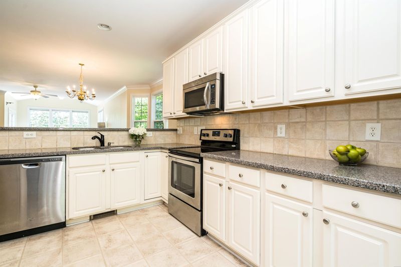 229 Muir Brook Pl, Cary, NC 27519