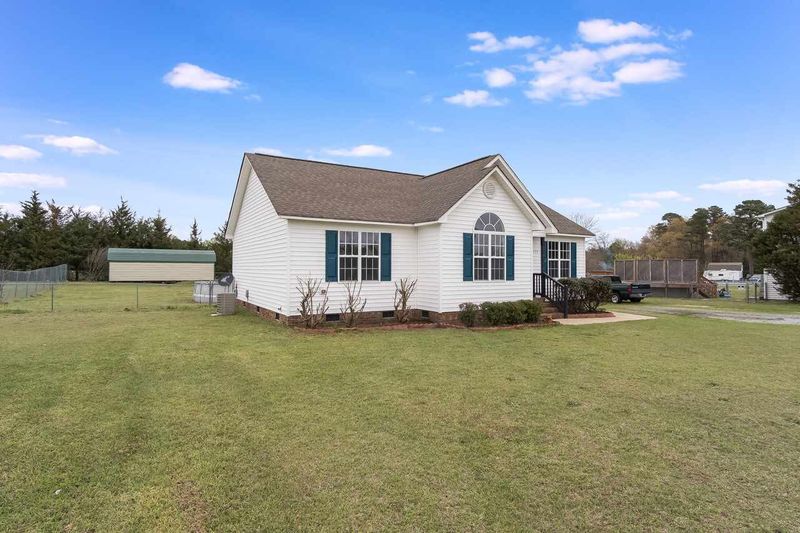 229 Parrish Farm Ln, Benson, NC 27504