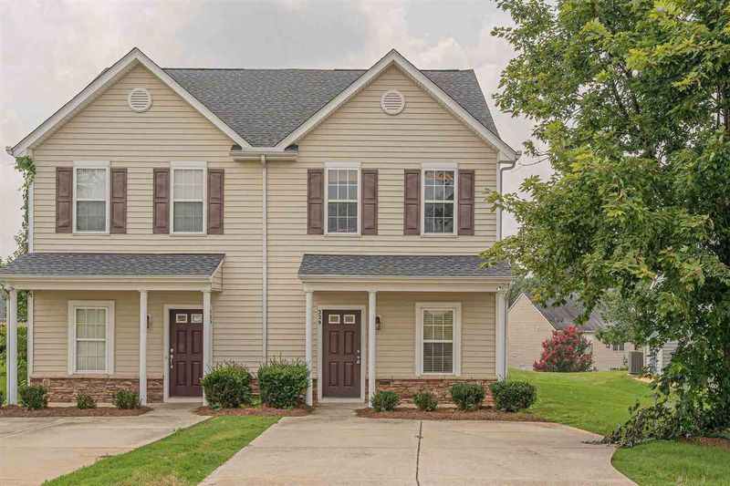 229 Payton Dr, Clayton, NC 27527