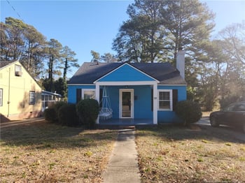 229 Pinecrest Dr, Fayetteville, NC 28305