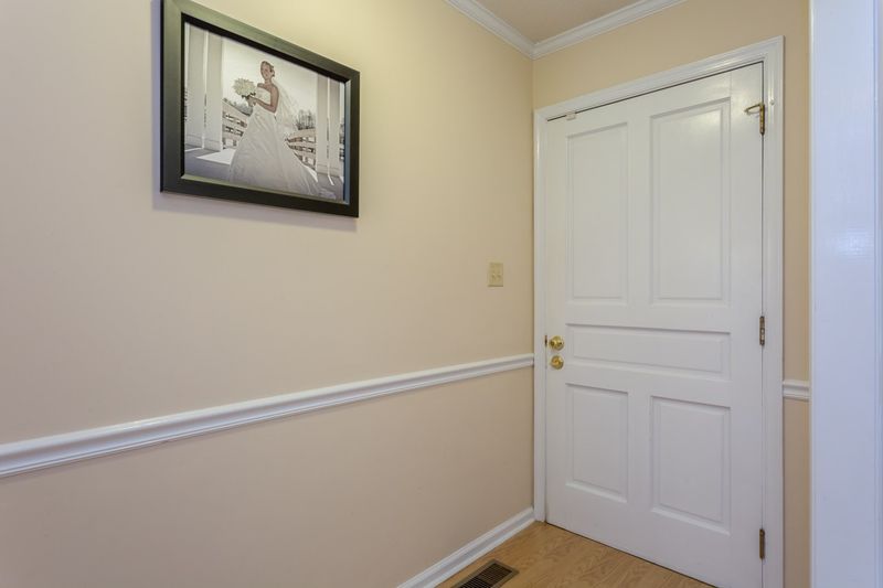 229 Pineview Dr, Zebulon, NC 27597