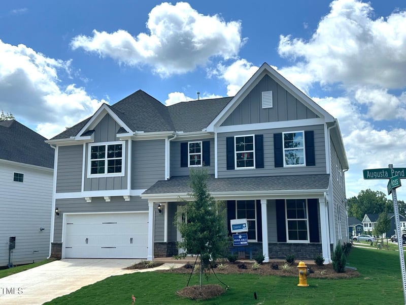 229 Savannah Moss Way #121, Raleigh, NC 27603