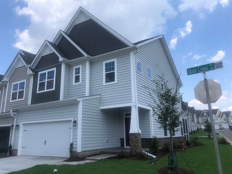 229 Shale Creek Dr, Durham, NC 27703