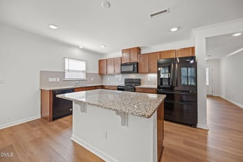 229 Summer Ranch Dr, Fuquay Varina, NC 27526