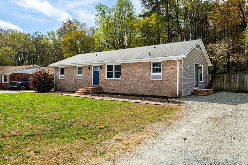 229 Tracy Trl, Durham, NC 27712